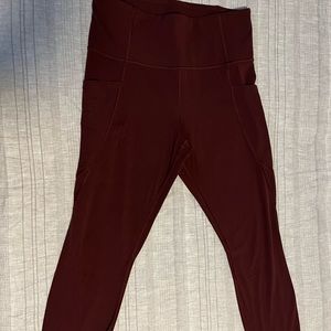 Athleta Salutation Stash Pocket Tight Burgundy Medium